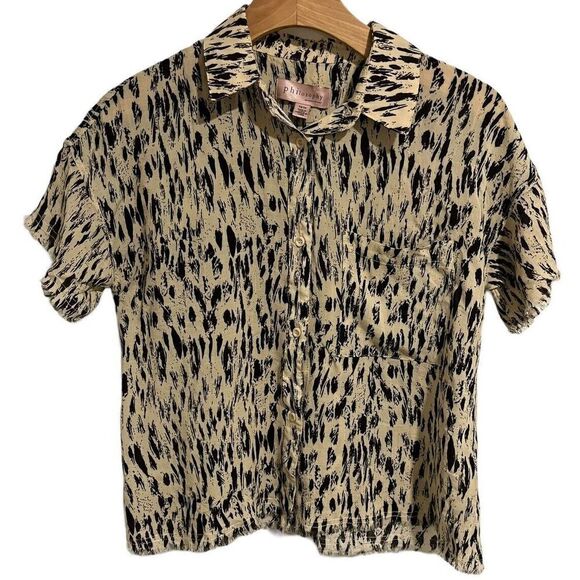 Philosophy Shirt Womans XS Button Up Blouse Top Tan Black Animal Print NEW - Picture 1 of 11